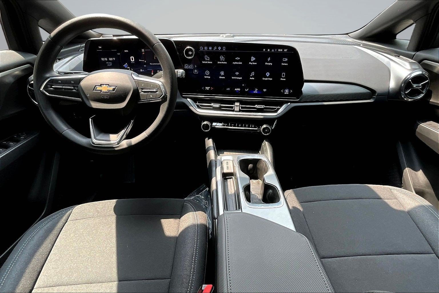 Used 2026 Chevrolet Equinox EV LT FWD image 6