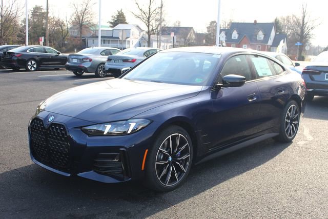 New 2026 BMW 430i xDrive w/ M Sport Package image 4