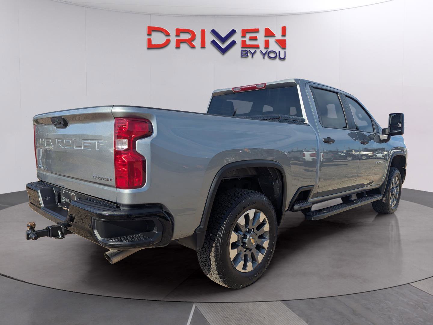 Used 2026 Chevrolet Silverado 2500 Custom w/ Custom Value Package image 5