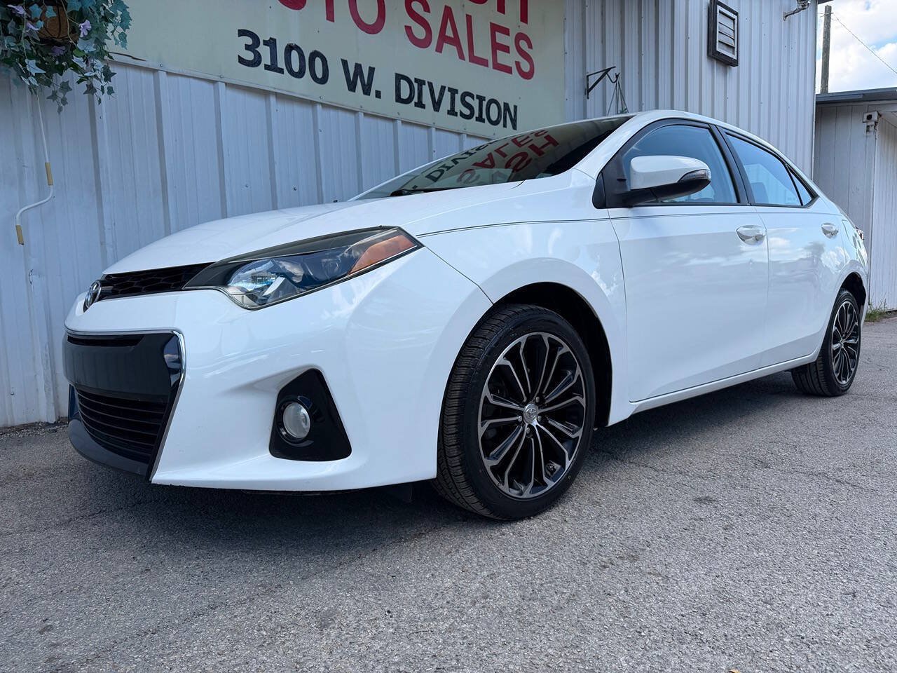 Used 2015 Toyota Corolla S FWD image 7