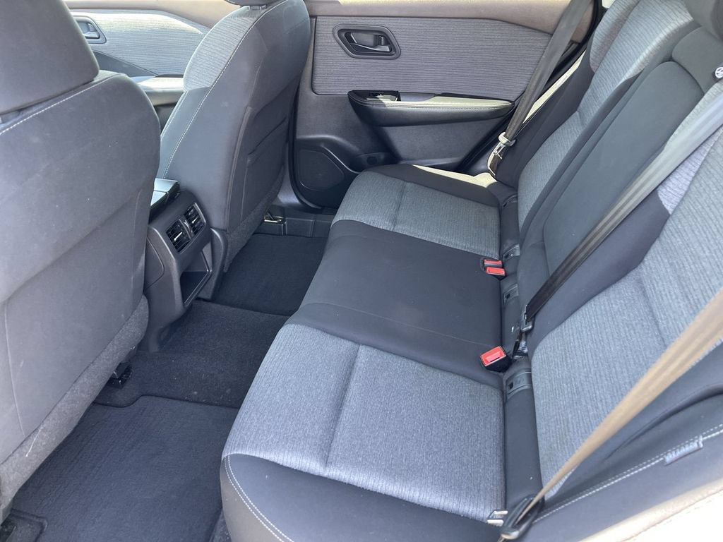 Used 2021 Nissan Rogue S FWD image 23