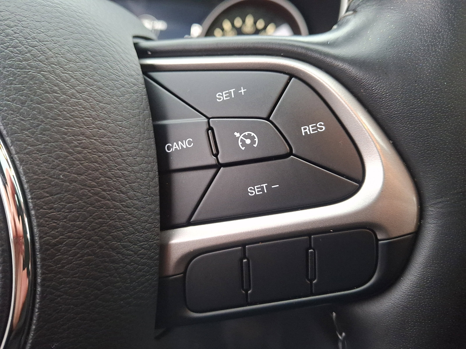Used 2021 Jeep Compass Latitude w/ Sun and Sound Group AWD/4WD image 20