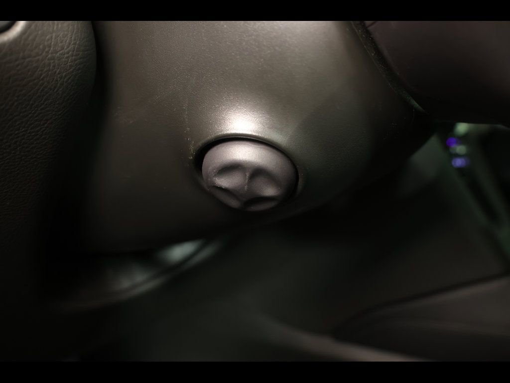 Used 2025 Cadillac XT6 Premium Luxury w/ LPO, Floor Liner Package image 30