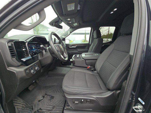 Used 2024 Chevrolet Silverado 1500 LT w/ Z71 Off-Road Package AWD/4WD image 24