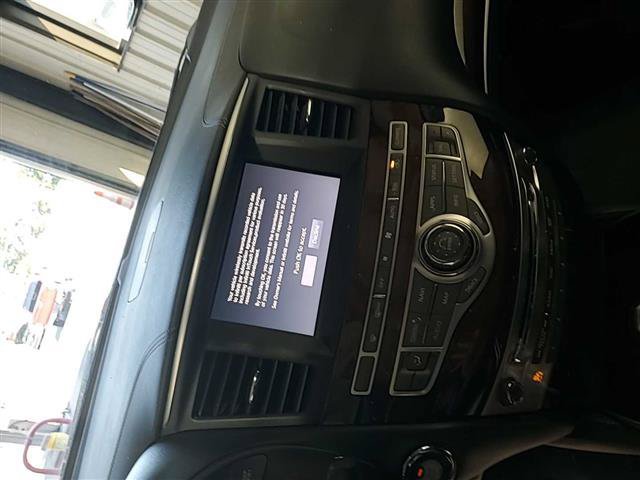 Used 2017 INFINITI QX60 FWD w/ Deluxe Technology Package image 8