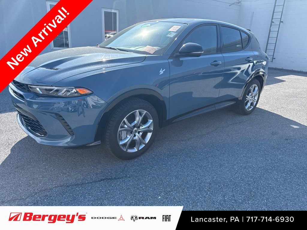 Used 2025 Dodge Hornet R/T w/ R/T Plus Package