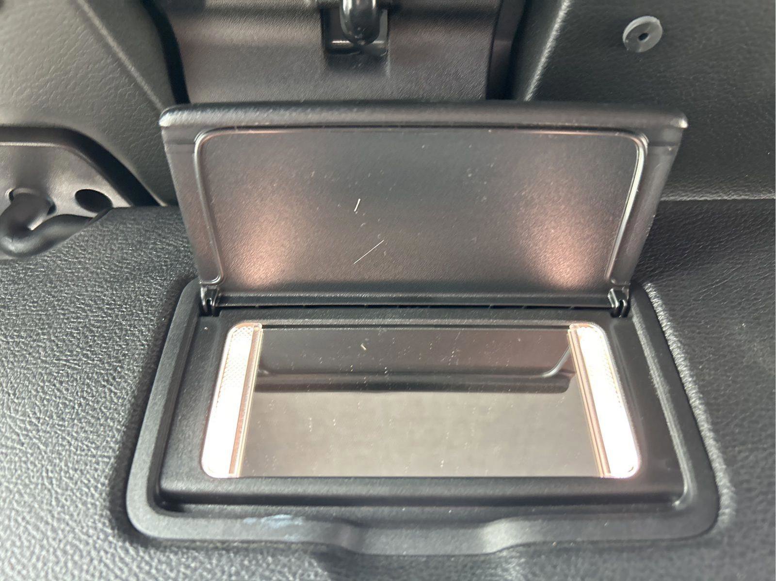 Used 2023 Jeep Wrangler Unlimited Sahara w/ Cold Weather Group image 26