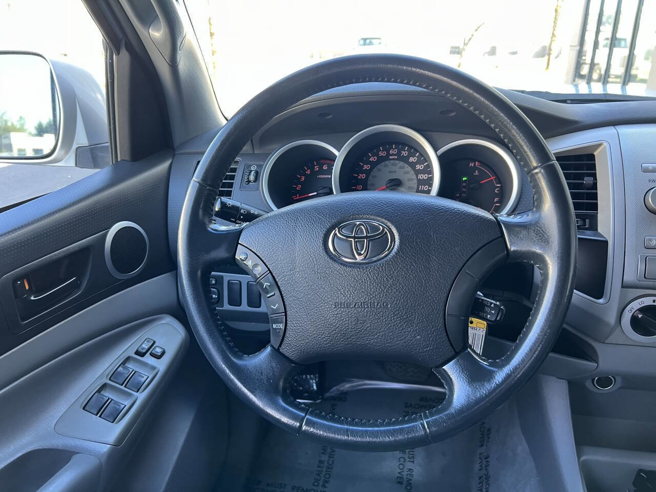 Used 2006 Toyota Tacoma PreRunner RWD image 17