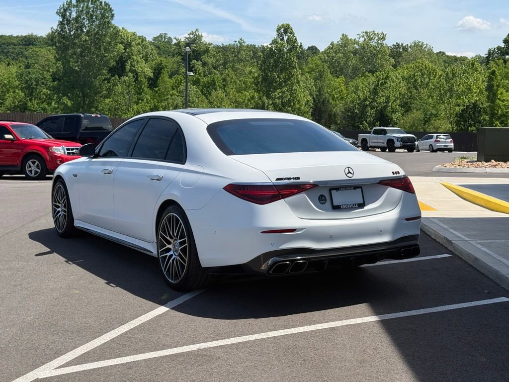 Used 2024 Mercedes-Benz S 63 AMG S w/ Carbon Fiber Exterior Package image 10
