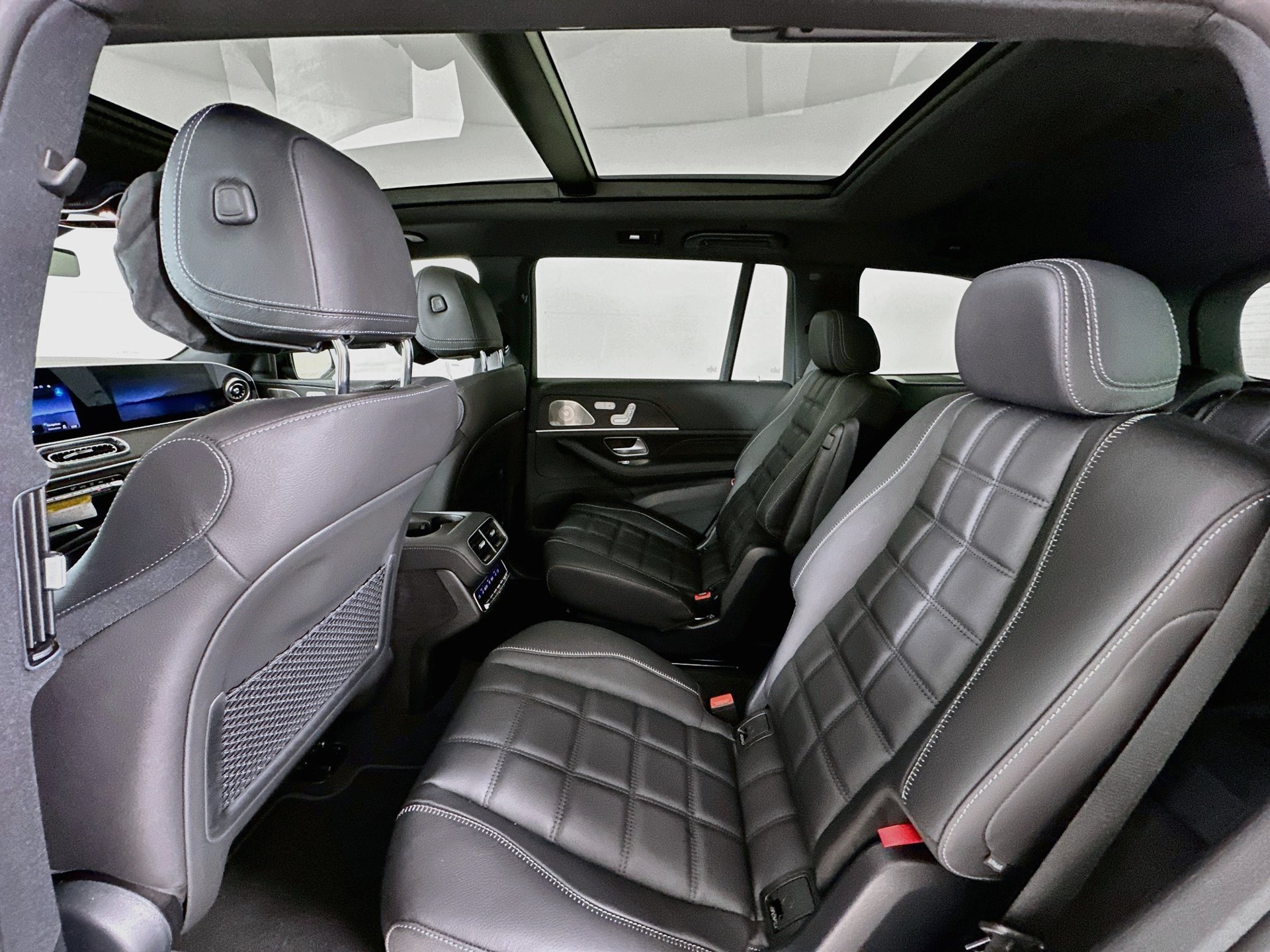 New 2027 Mercedes-Benz GLS 450 4MATIC image 27
