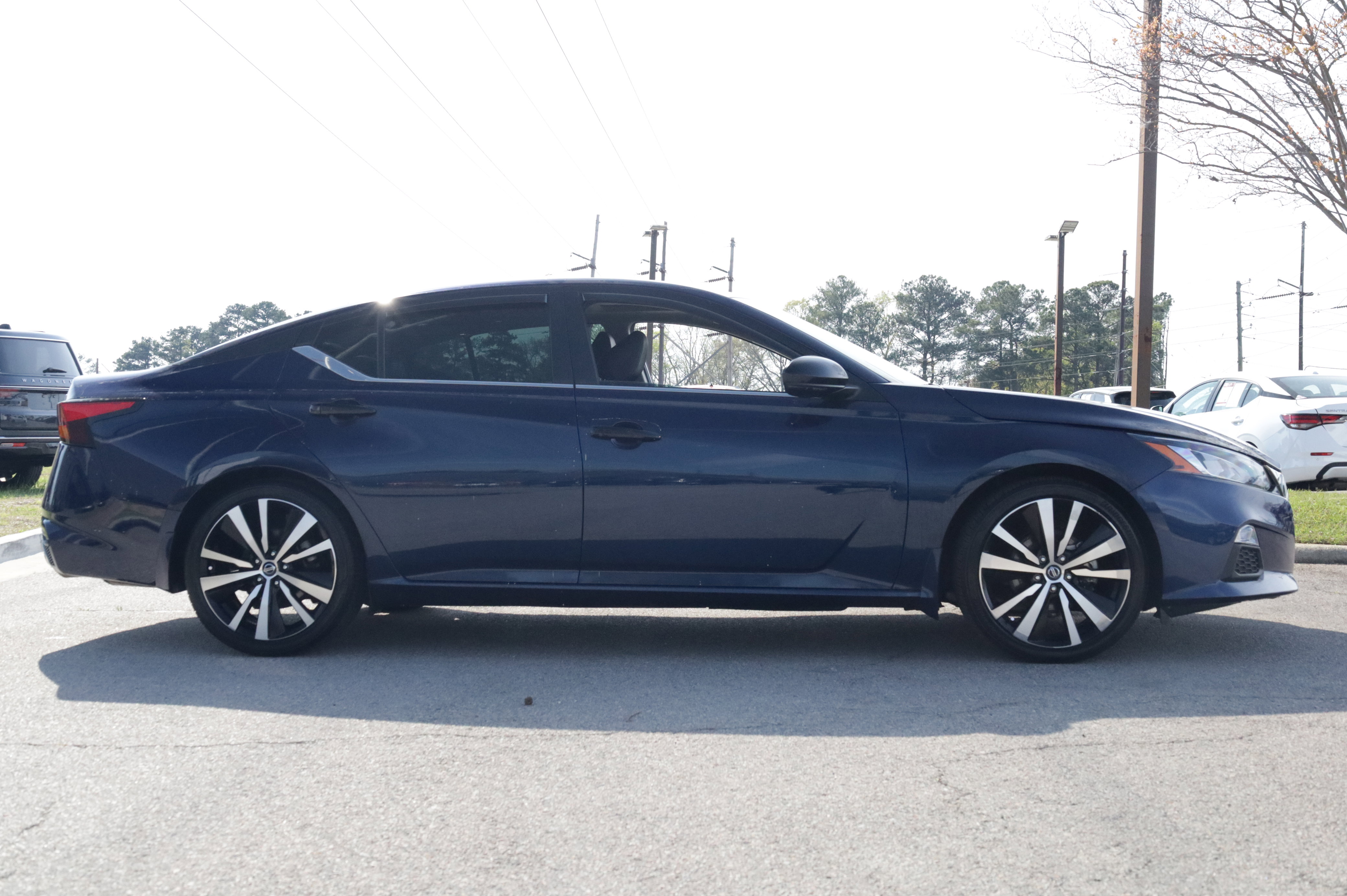 Used 2022 Nissan Altima 2.0 SR image 6