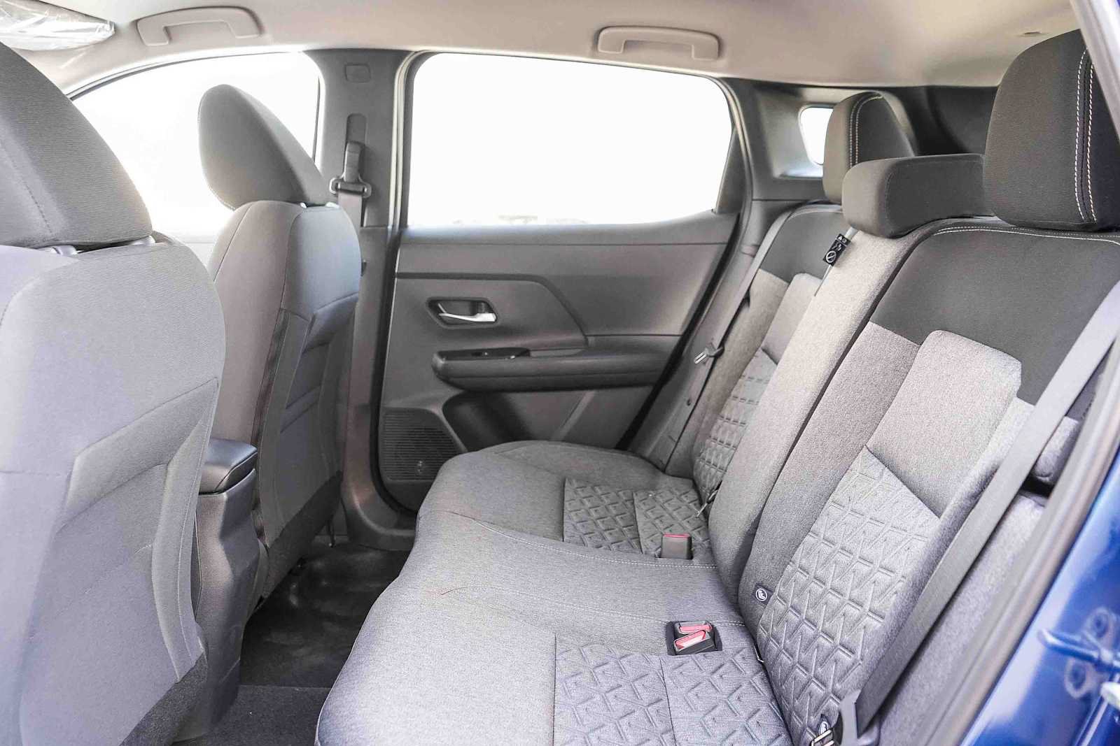 New 2026 Nissan Kicks SV w/ Interior Electronics Package FWD image 20