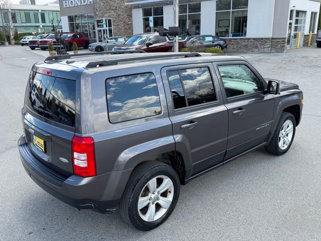 Used 2016 Jeep Patriot Latitude image 5