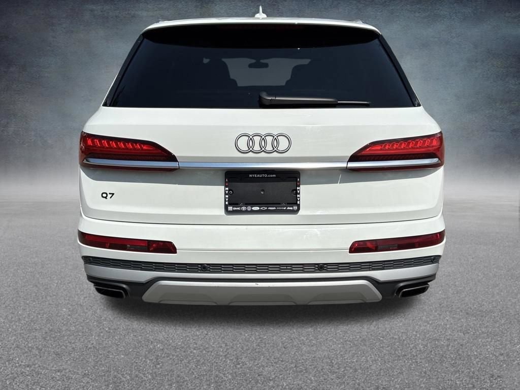 Used 2025 Audi Q7 3.0T Premium Plus AWD/4WD image 4