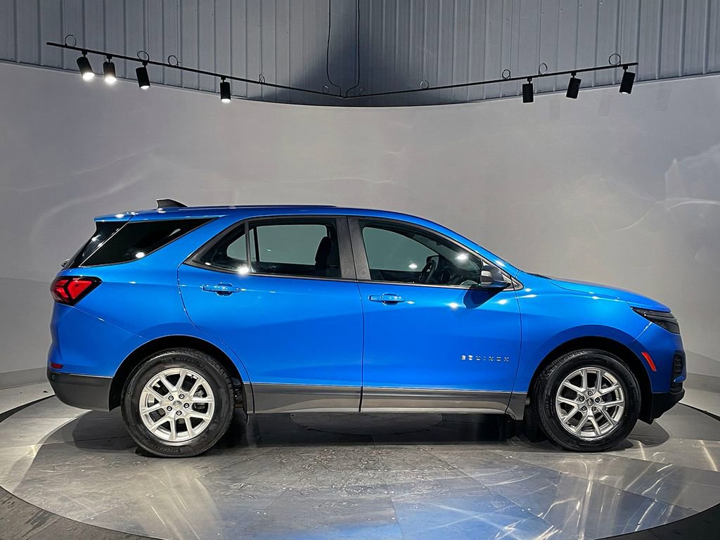 Used 2024 Chevrolet Equinox LS w/ Driver Confidence II Package image 10