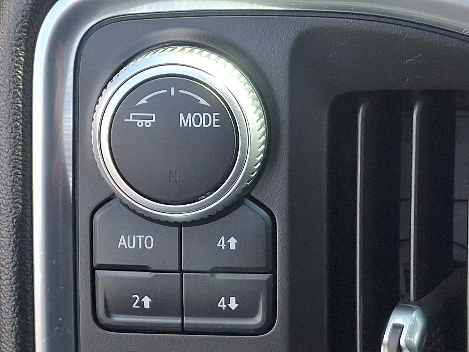 Used 2020 GMC Sierra 1500 AT4 w/ AT4 Premium Package image 28