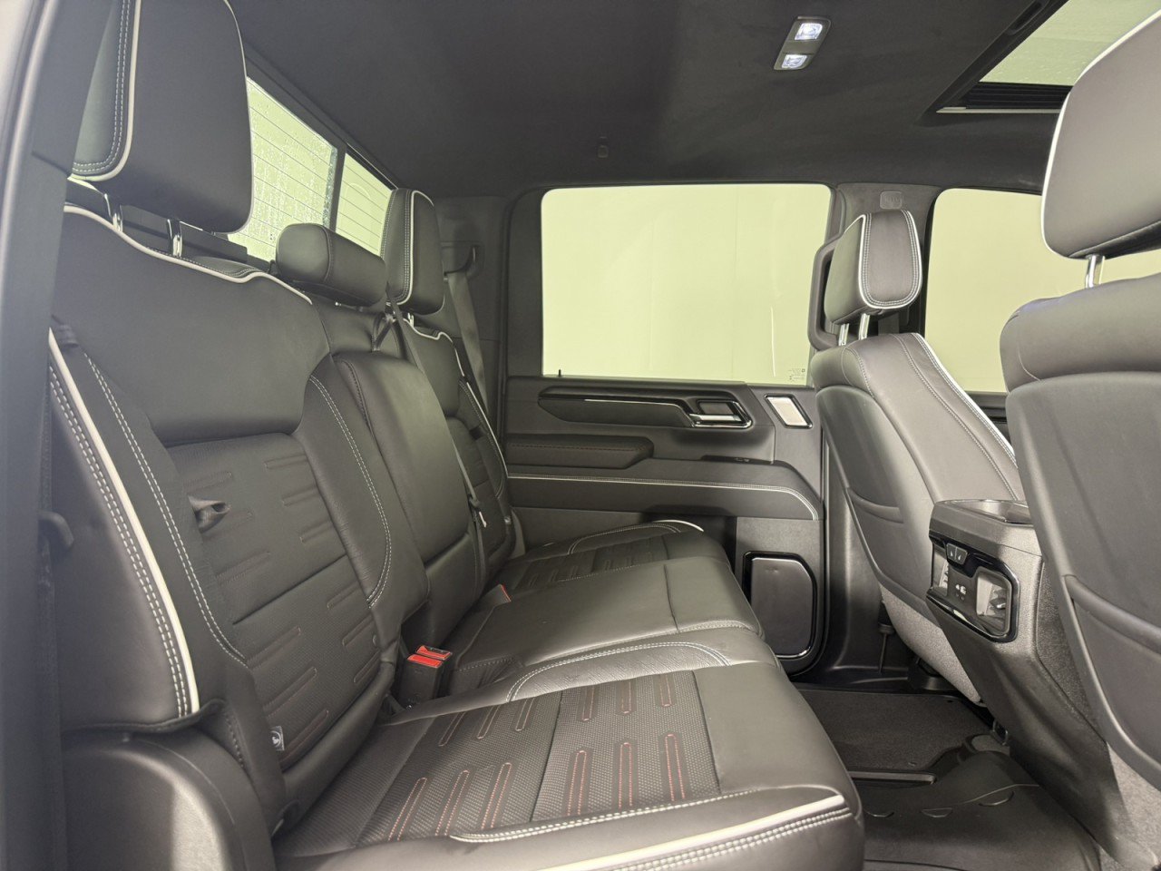 Used 2026 GMC Sierra 2500 AT4X AWD/4WD image 14