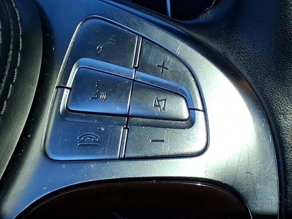 Used 2017 Mercedes-Benz S 550 Sedan image 23