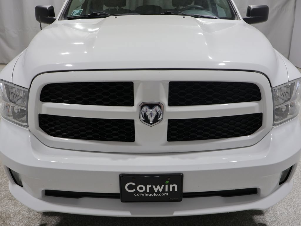 Used 2019 RAM 1500 Express AWD/4WD image 9