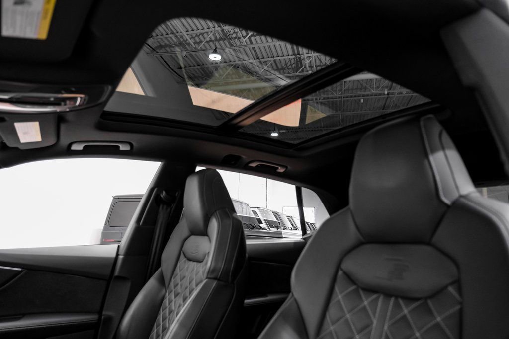 Used 2024 Audi SQ8 Premium Plus w/ Executive Package image 7