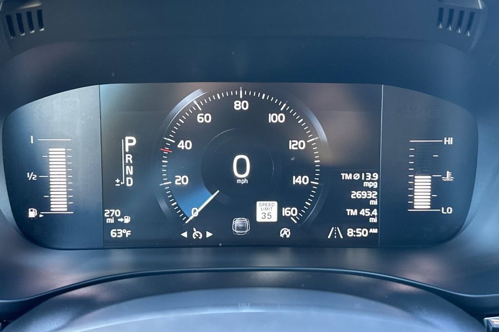 Used 2019 Volvo XC60 T5 Momentum w/ Premium Package image 25