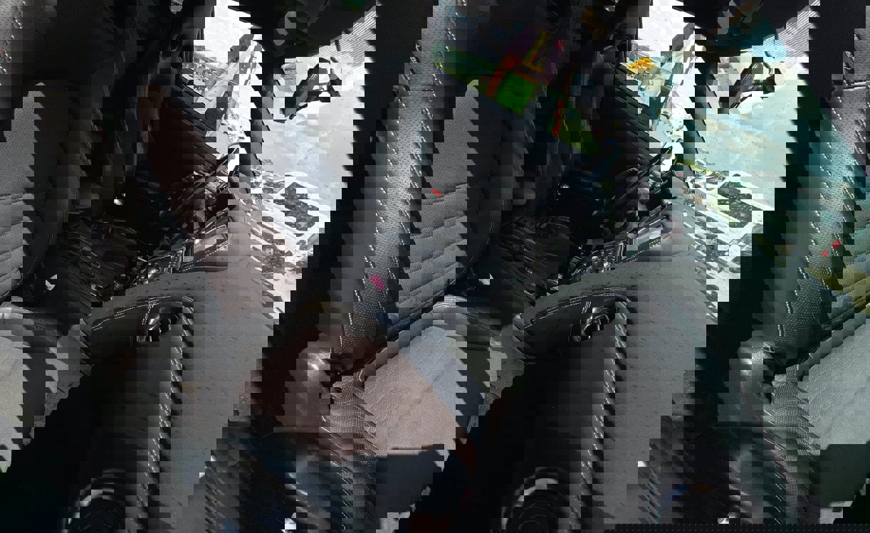 Used 2015 Nissan GT-R Premium image 13