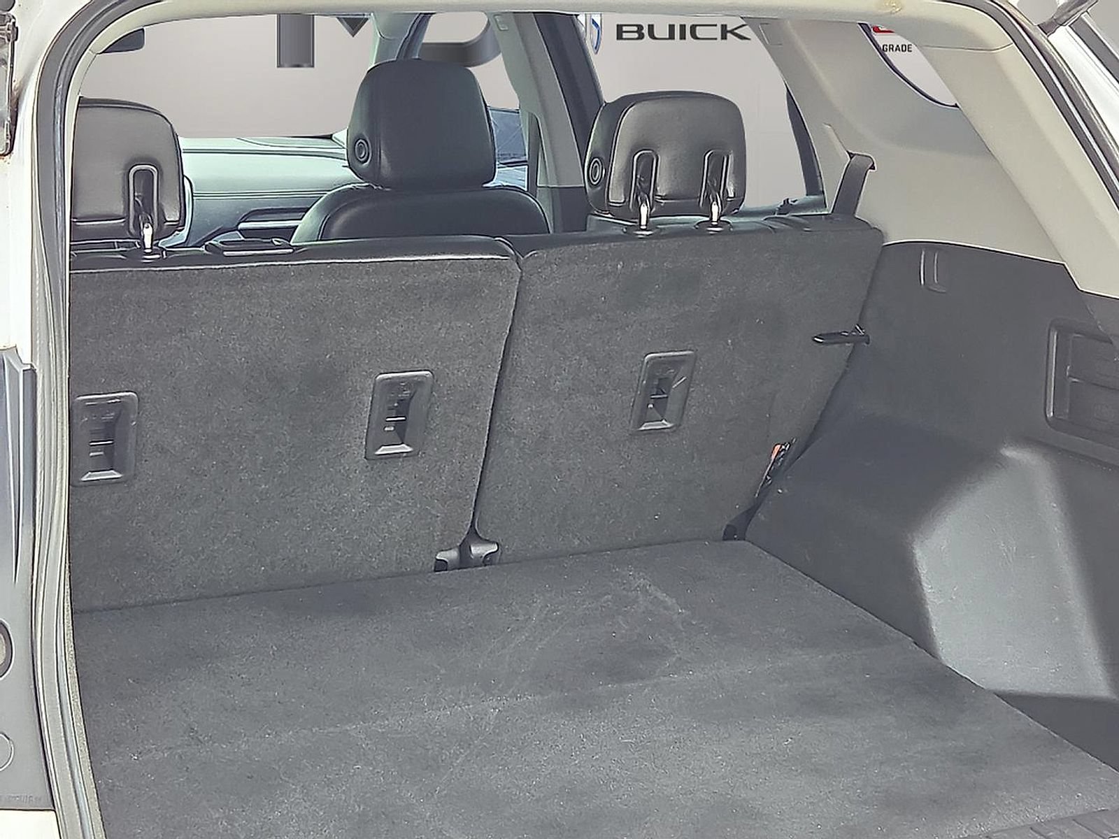 Used 2020 GMC Terrain SLT AWD/4WD image 18