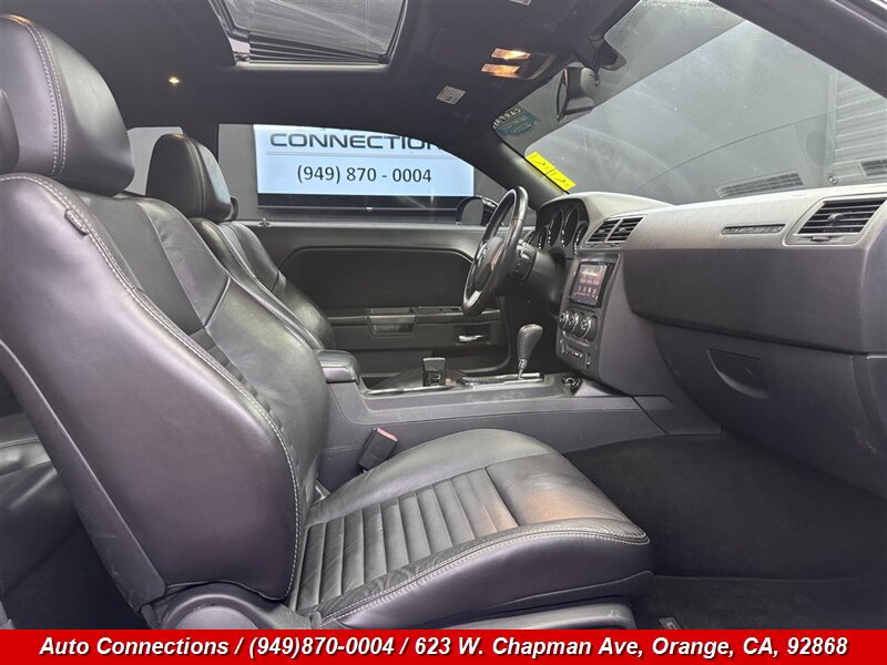 Used 2013 Dodge Challenger R/T Plus RWD image 7