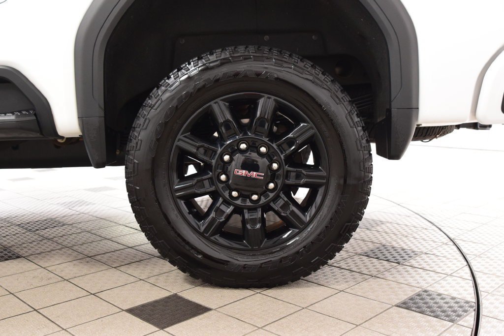 Used 2024 GMC Sierra 2500 AT4 w/ AT4 Premium Plus Package AWD/4WD image 31