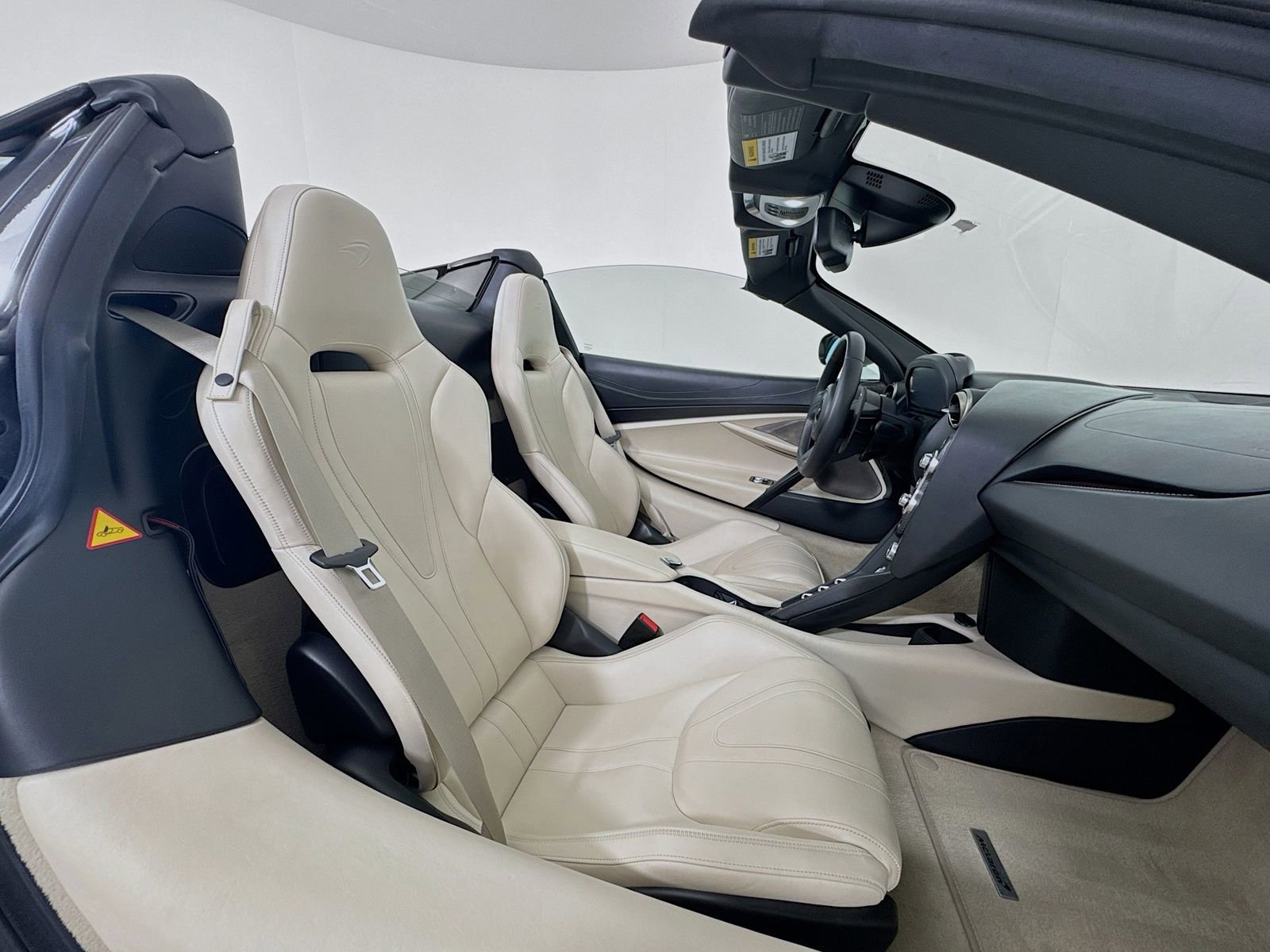 Used 2020 McLaren 720S image 10