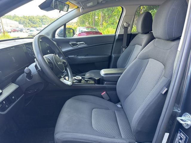 Used 2023 Kia Sportage LX image 13
