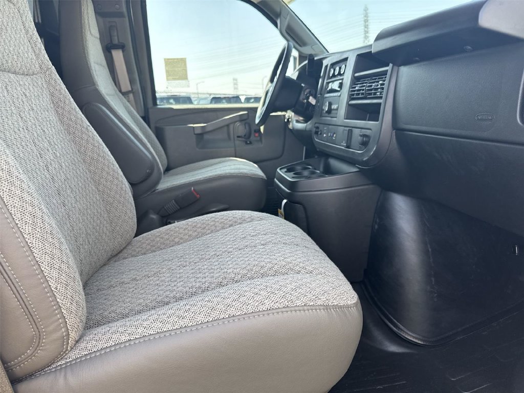 New 2026 Chevrolet Express 2500 w/ Driver Convenience Package RWD image 26