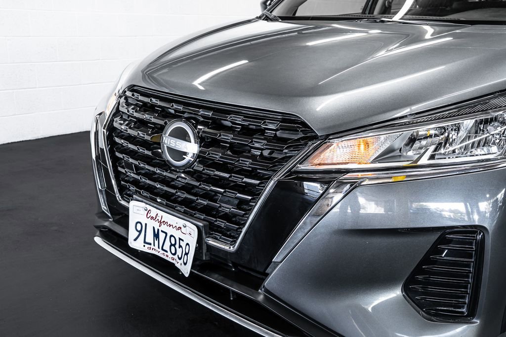 Used 2024 Nissan Kicks S image 10