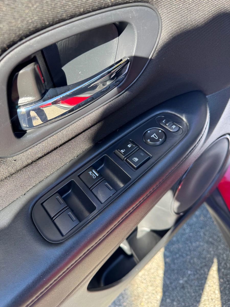 Used 2017 Honda HR-V LX image 13