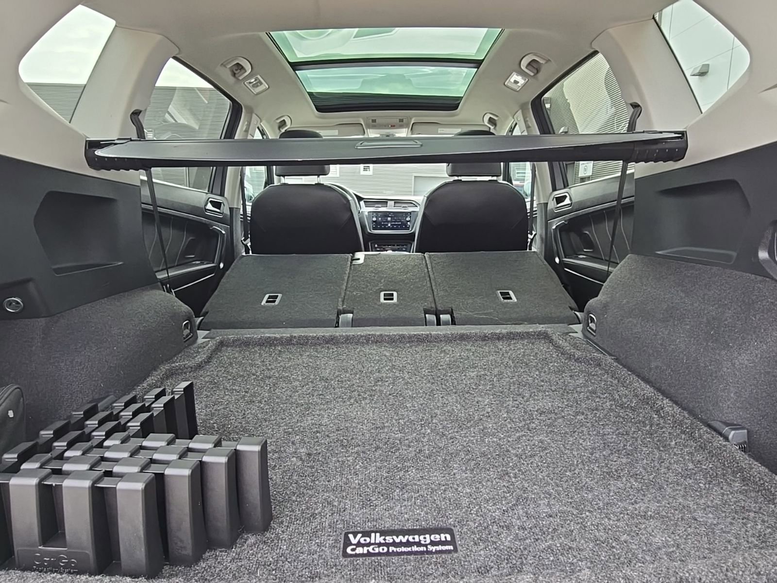 Certified 2023 Volkswagen Tiguan SE image 19