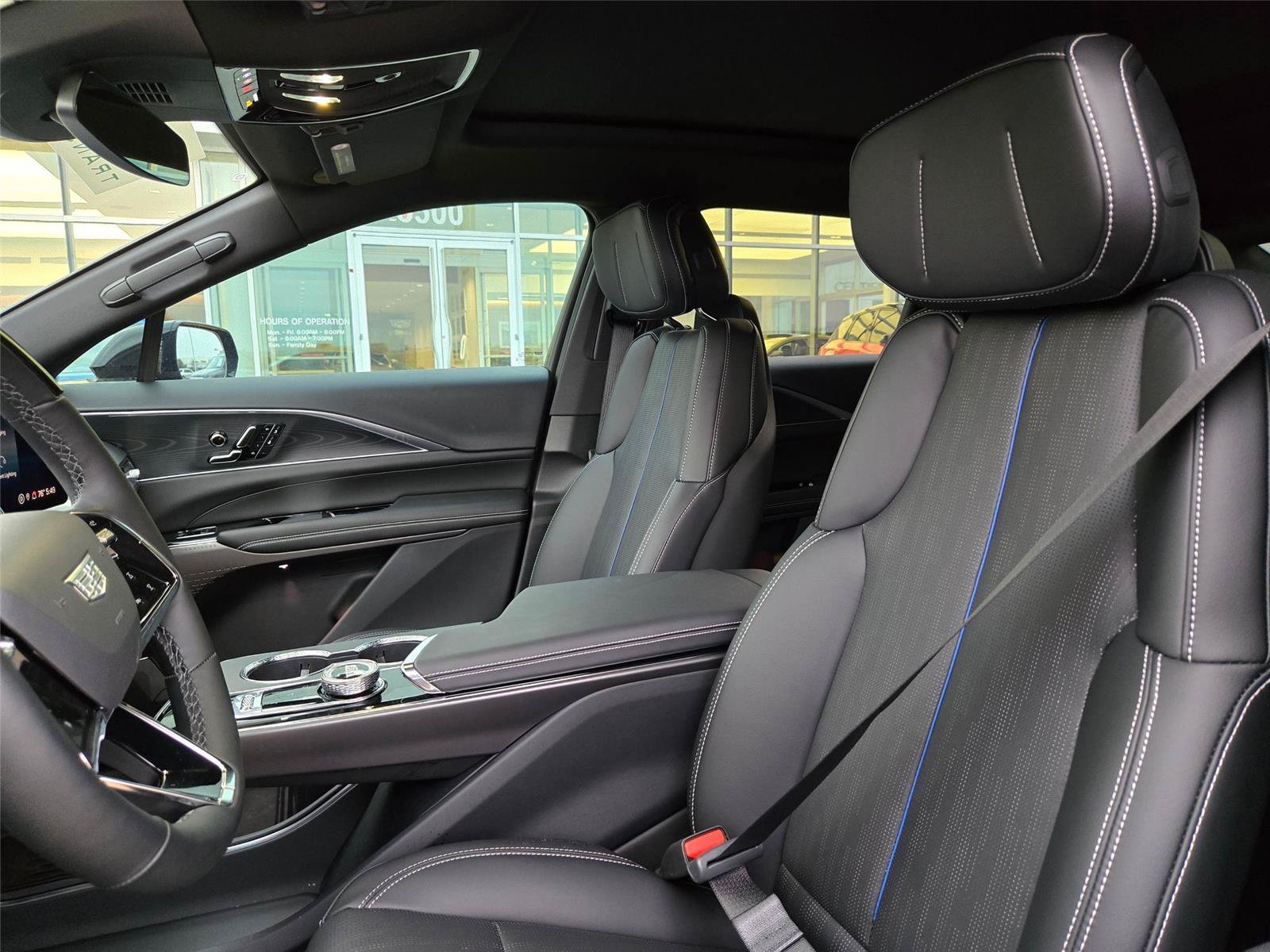 New 2026 Cadillac Lyriq Premium Luxury AWD/4WD image 28