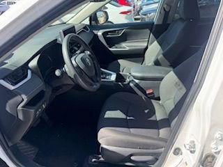 Used 2025 Toyota RAV4 LE image 10