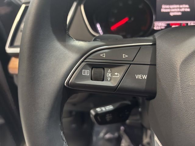Used 2023 Audi Q5 2.0T Premium w/ Convenience Package image 16