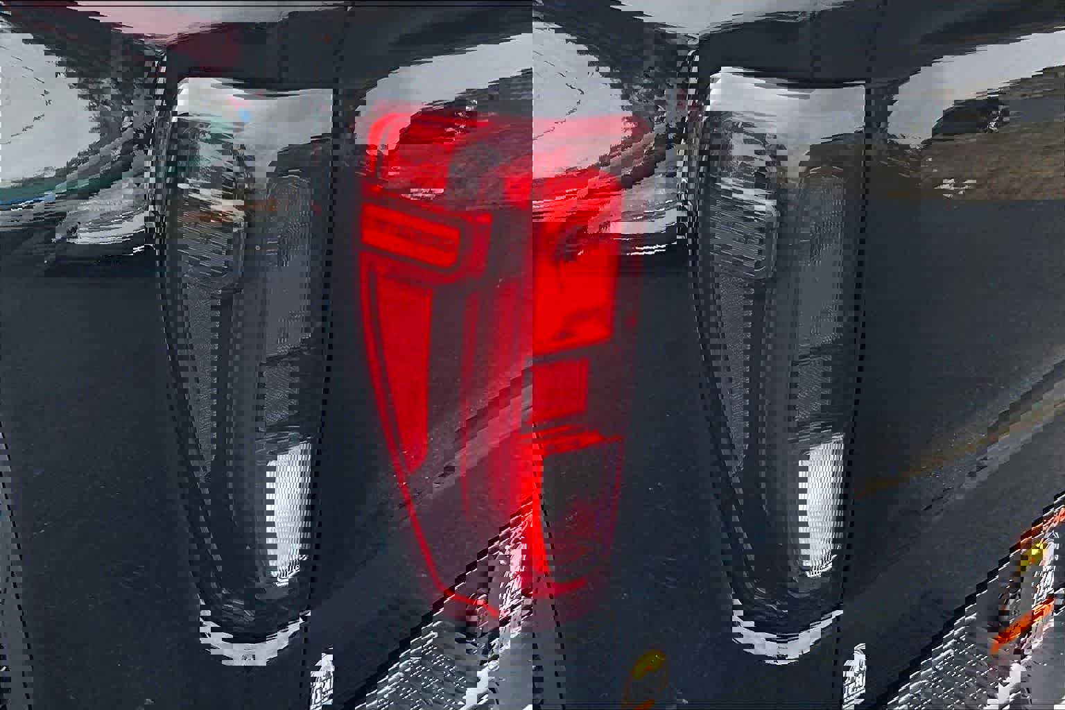 Used 2024 GMC Sierra 1500 Elevation image 32