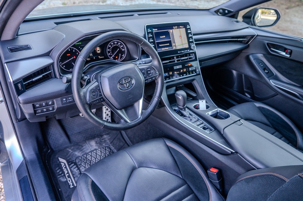 Used 2019 Toyota Avalon Touring w/ Advanced Safety Package FWD image 14