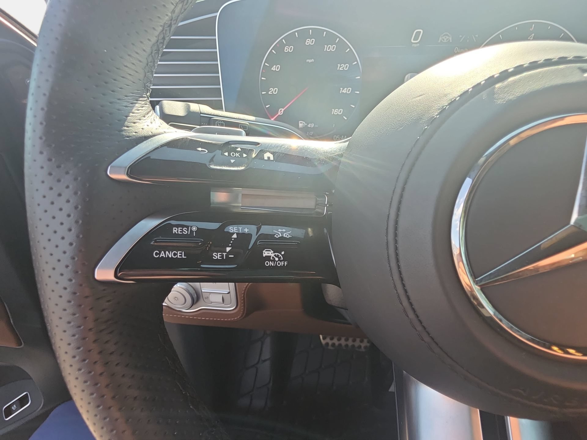 Used 2025 Mercedes-Benz GLS 580 4MATIC image 17