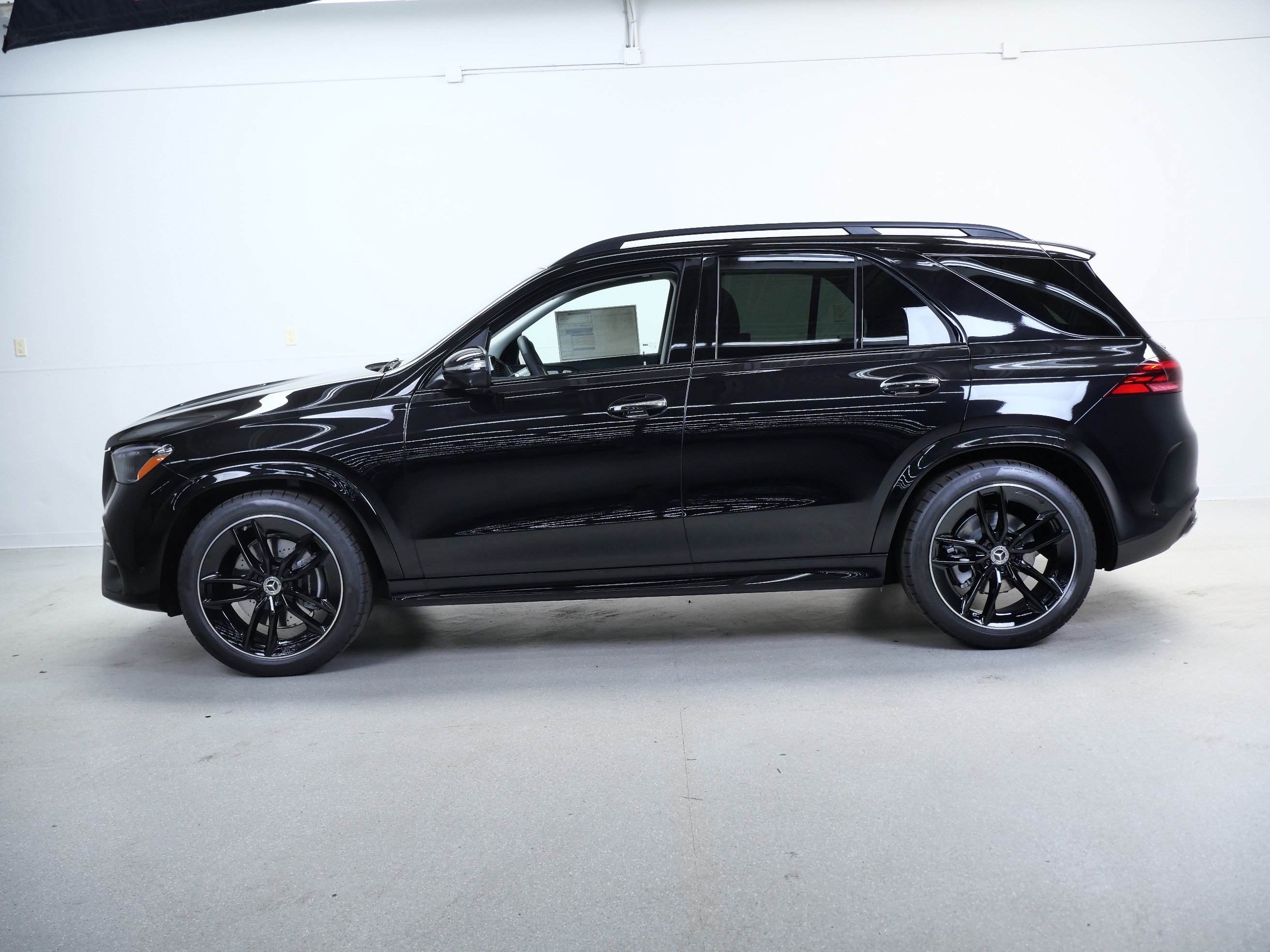 New 2026 Mercedes-Benz GLE 450 4MATIC image 5