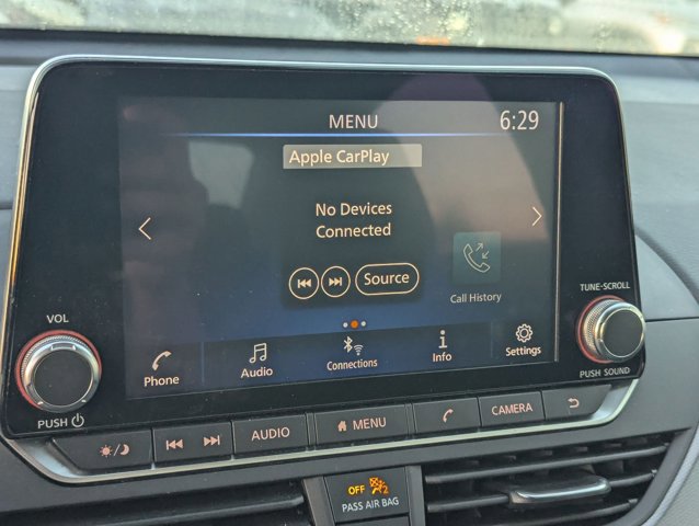 Certified 2024 Nissan Altima 2.5 SR image 11