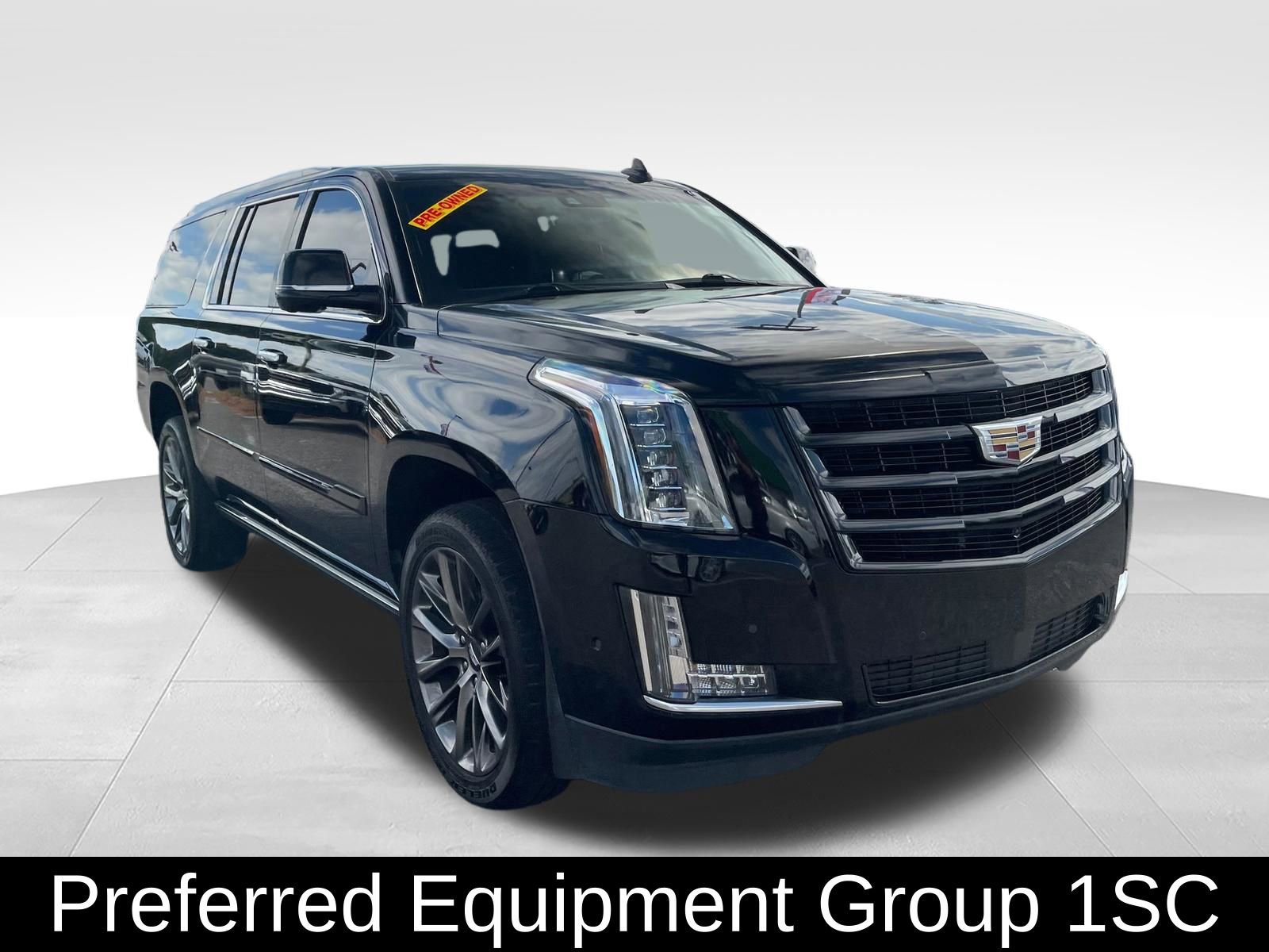 Used 2019 Cadillac Escalade ESV Premium Luxury RWD image 3