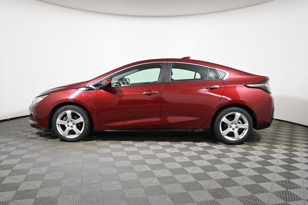 Used 2017 Chevrolet Volt LT w/ Comfort Package FWD image 2