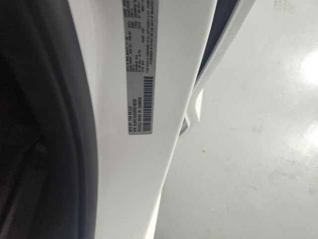 Used 2025 Chrysler Pacifica Limited FWD image 39