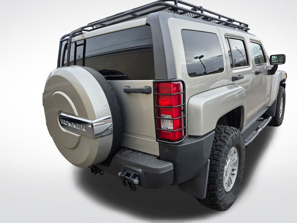 Used 2009 HUMMER H3 AWD/4WD image 5