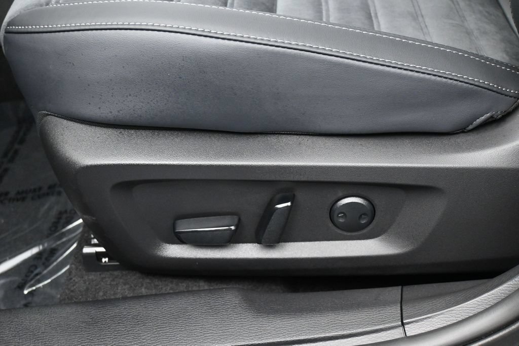 New 2026 Mitsubishi Outlander SE FWD image 12