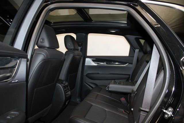 Certified 2023 Cadillac XT5 Premium Luxury w/ LPO, Floor Liner Package image 9