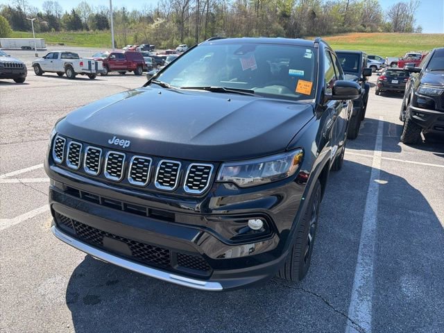 Used 2025 Jeep Compass Limited image 2